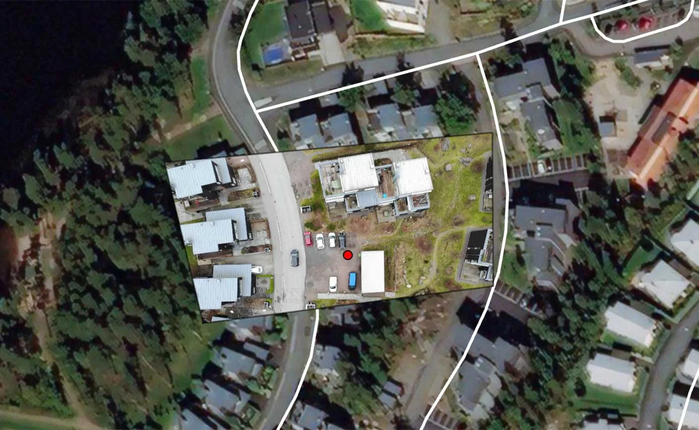 Drone video is projected onto the map, based on the camera properties. (Aerial photo from Bing Maps).